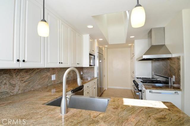 Building Photo - 345 Palos Verdes Dr W