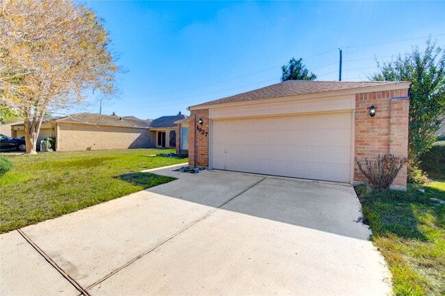 Building Photo - 1927 Ash Meadow Dr