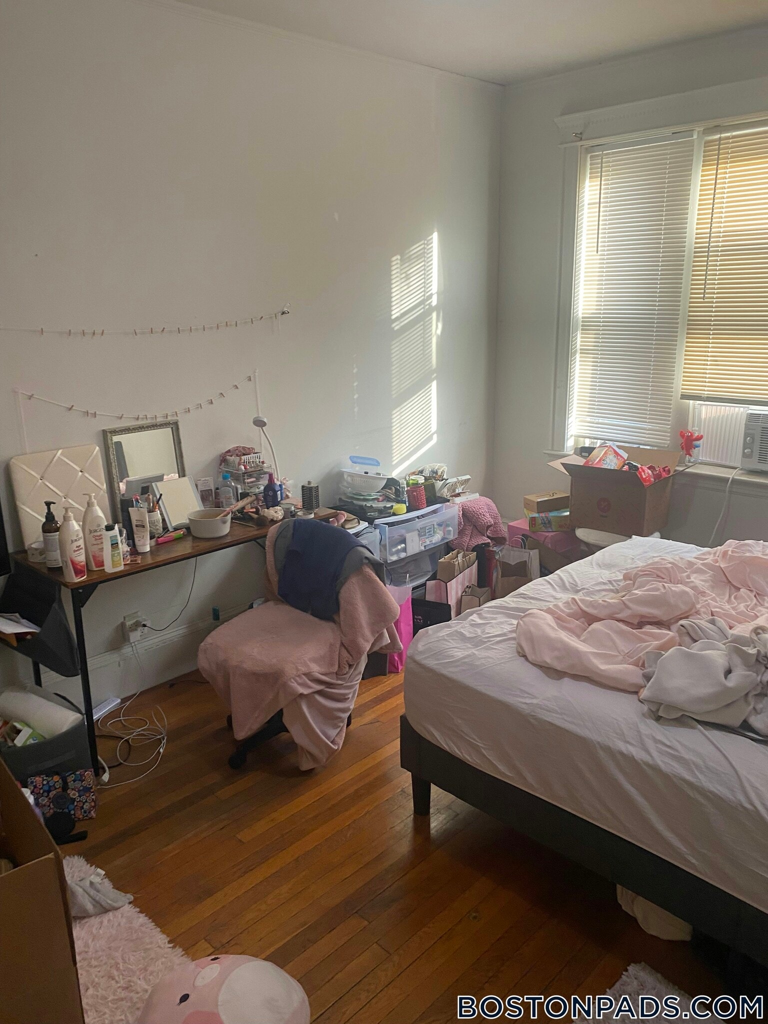 Building Photo - 1426 Commonwealth Ave