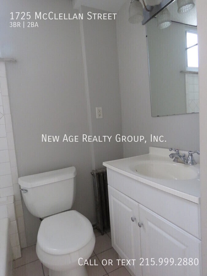 Building Photo - 1725 McClellan St