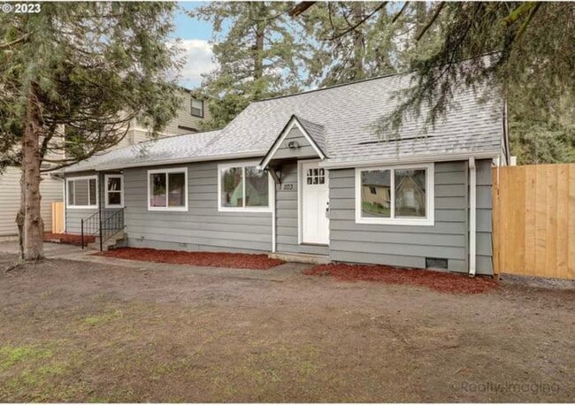 Building Photo - 203 NE 162nd Ave