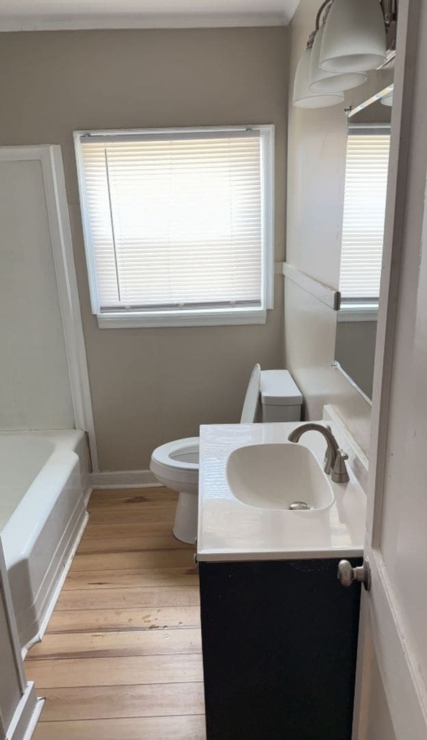 Building Photo - 2 Bed/1 Bath House