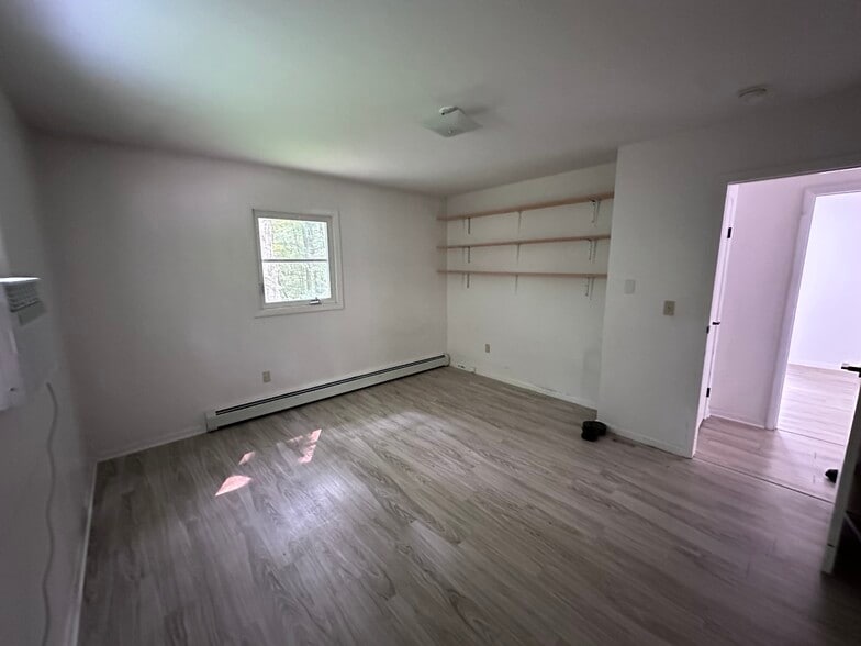 Building Photo - 367 Belwood Ave