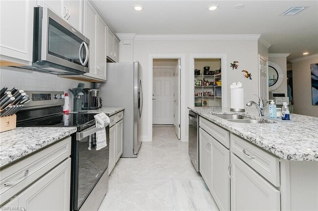 Building Photo - 6189 Harmony Dr
