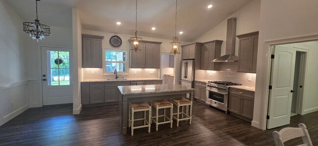 Building Photo - 3 bedroom / 2 bath new build in Fairfield Glade available for 12 month lease