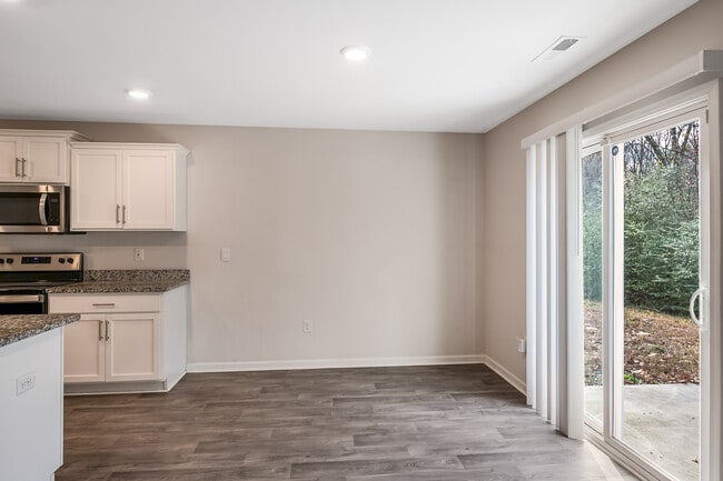 Building Photo - 182 Water Wheel Rd