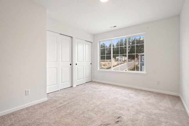 Building Photo - 10002 Kings Landing Ave NW