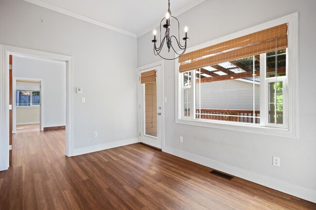Building Photo - Reduced price! 2720 Sq. Ft. Character Home...