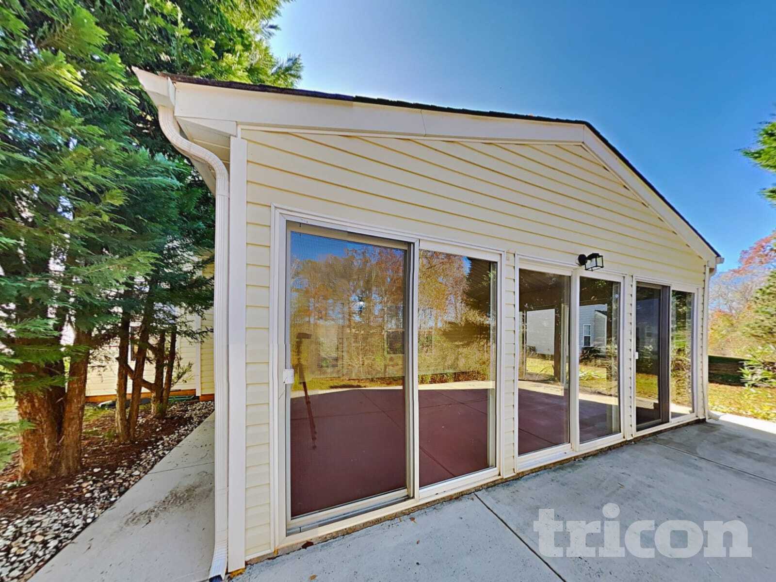 Building Photo - 713 Southridge Dr