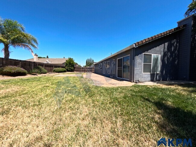 Building Photo - 663 Stoneridge Ct