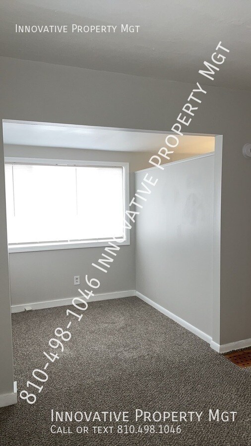 Building Photo - 1012 Farnum Ave