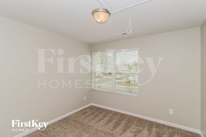 Building Photo - 8212 Williams Farm Dr
