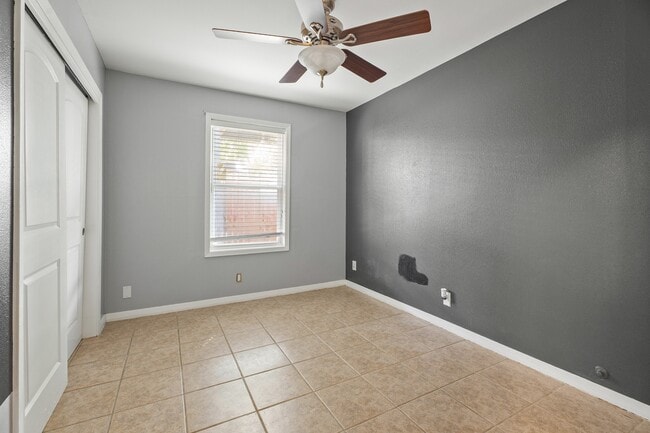 Building Photo - 3209 Chestershire Dr