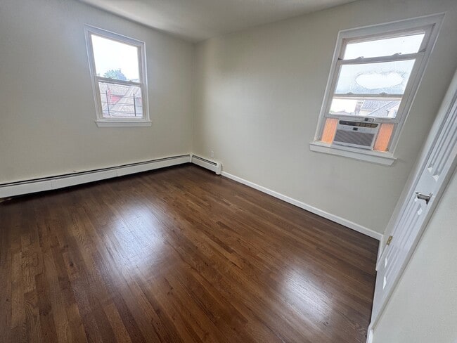Building Photo - 8748-8723 23rd Ave