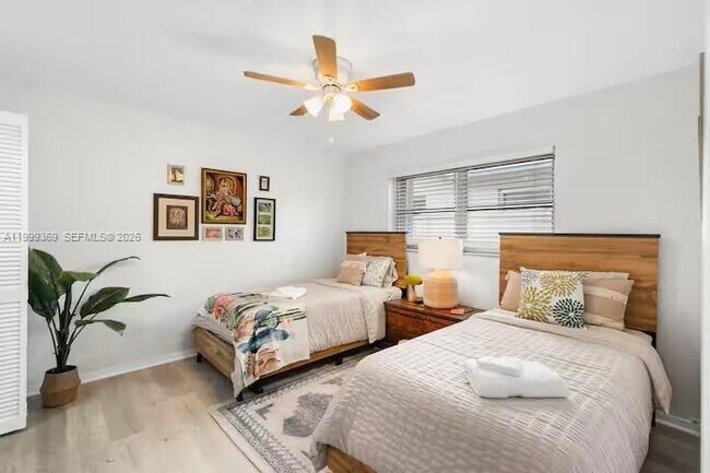 Building Photo - 108 SE 4th Terrace