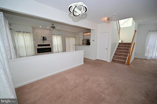 Building Photo - 9100 Goldfield Pl