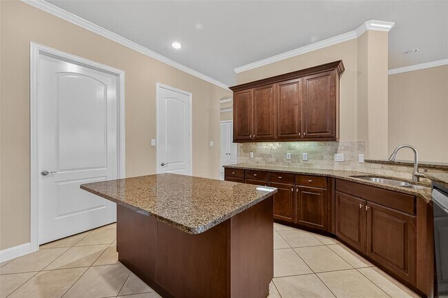 Building Photo - 4435 Calvet Forest Dr
