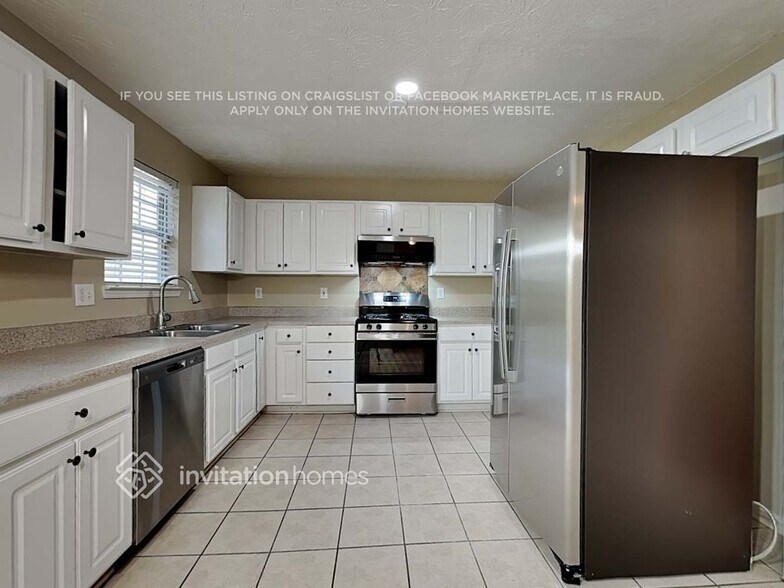 Building Photo - 832 Sugar Oak Ln