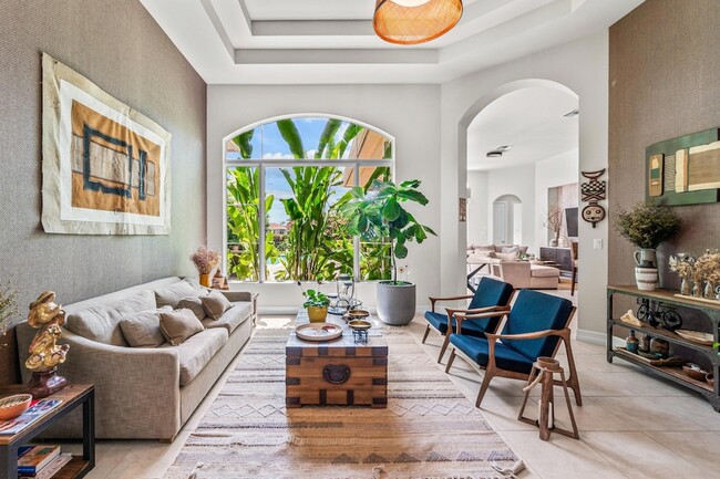 Building Photo - 114 Carmela Ct