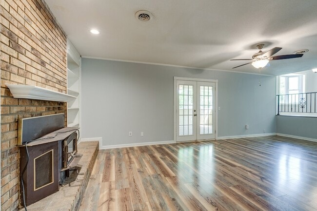 Building Photo - 1316 Rivermont Dr