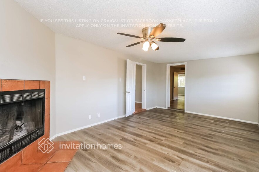 Building Photo - 2023 W Wescott Dr