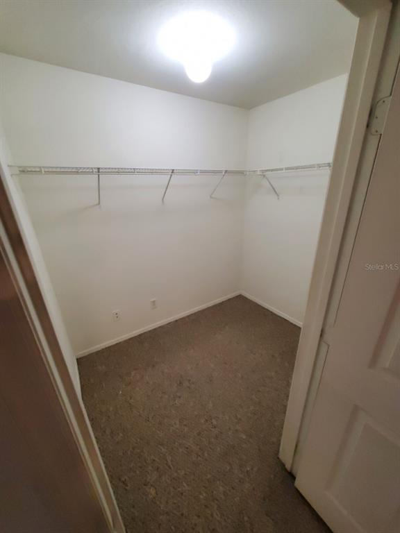 Building Photo - 5903 Willow Ridge Dr