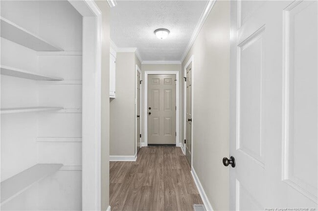 Building Photo - 5999 Blue Teal Ct