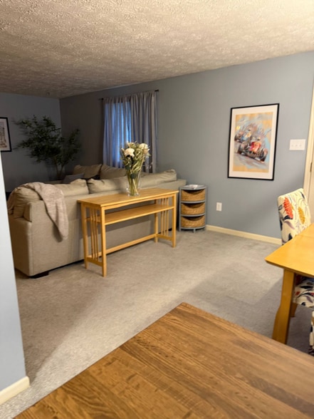 Building Photo - 8056 Pebble Creek Ct