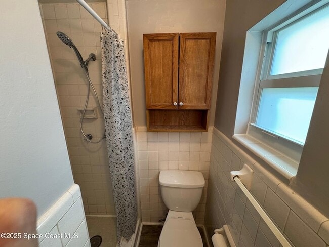 Building Photo - 2095 Pineapple Ave