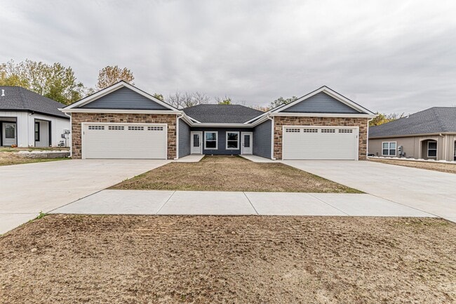 Building Photo - Please View 3D Virtual Walk-Through Before Scheduling a Showing