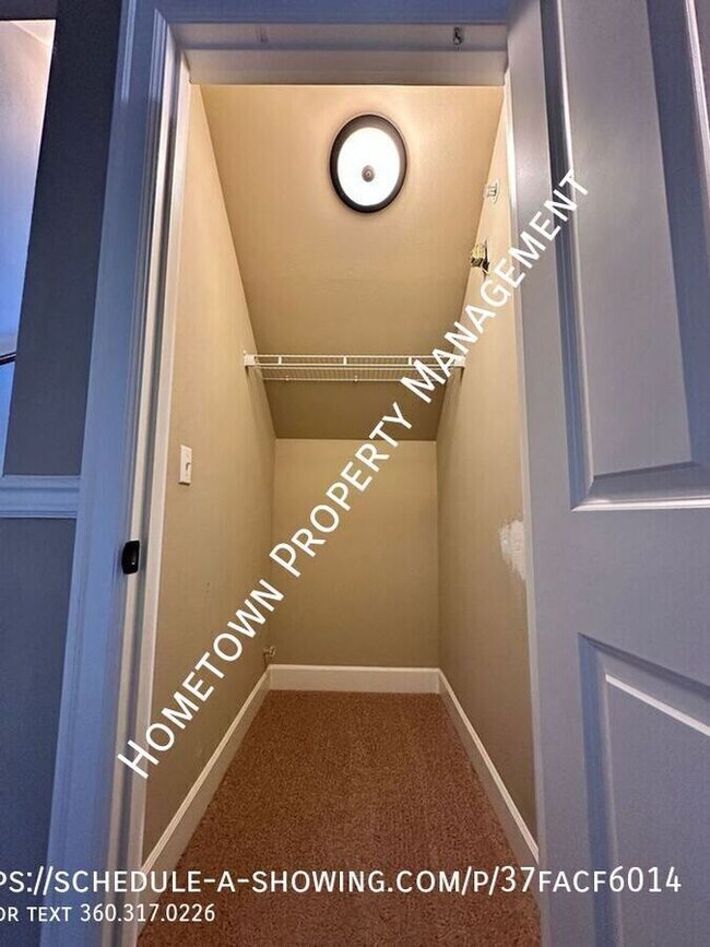 Building Photo - 4325 Oso Berry St NW