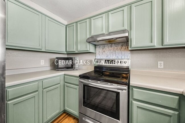 Building Photo - 100 N Brandon St