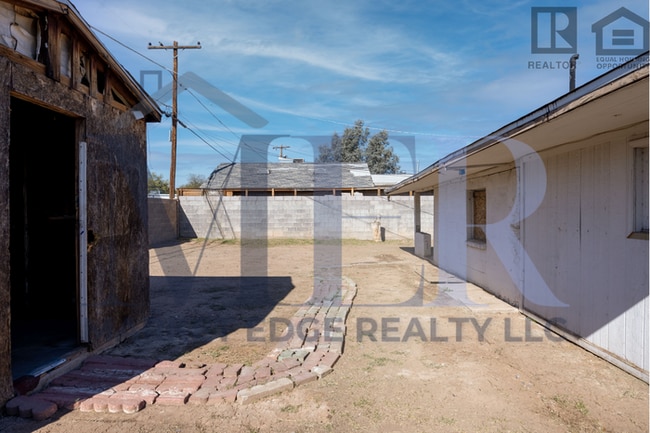 Building Photo - 3Bed/1.5Bath House at 35th/McDowell! $1199...