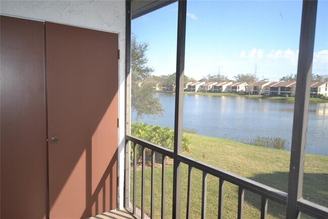 Building Photo - 256 Cypress Ln