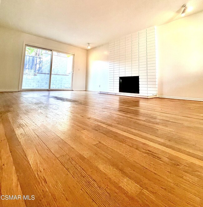 Building Photo - 1045 Marvista Ave