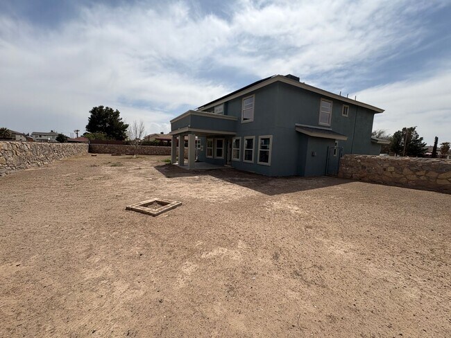 Building Photo - 418 Ephesus Ct