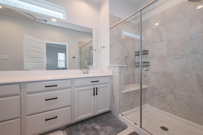 Building Photo - 3115 Planters Peak Dr