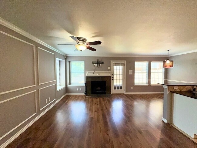 Building Photo - 12614 Oceanside Dr