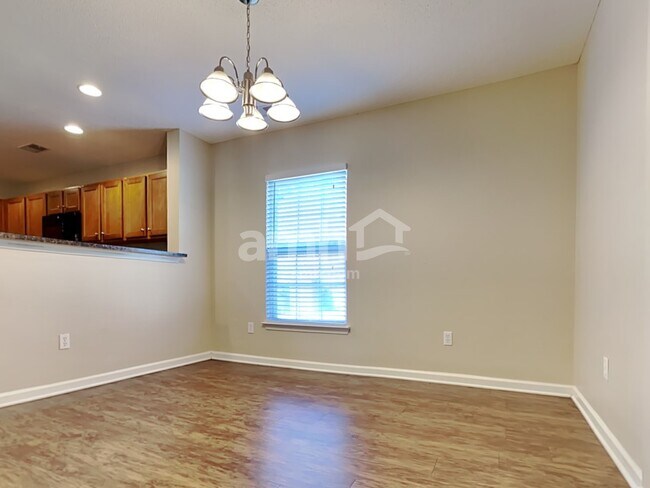 Building Photo - 1067 Briar Rose Ln