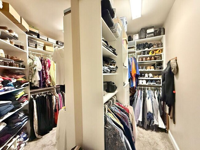 Building Photo - 1616 Doubles Ct