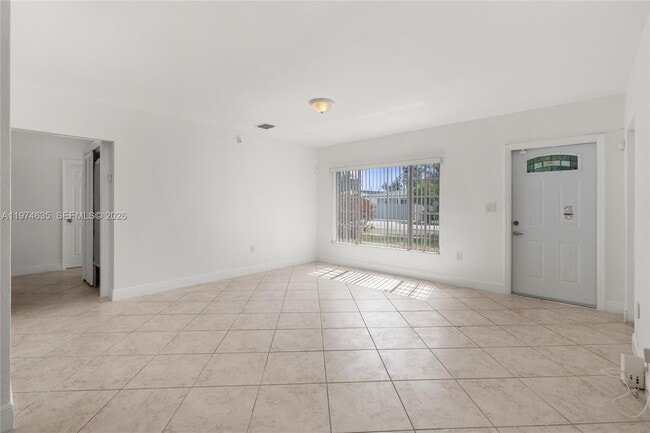 Building Photo - 1381 W 63rd St