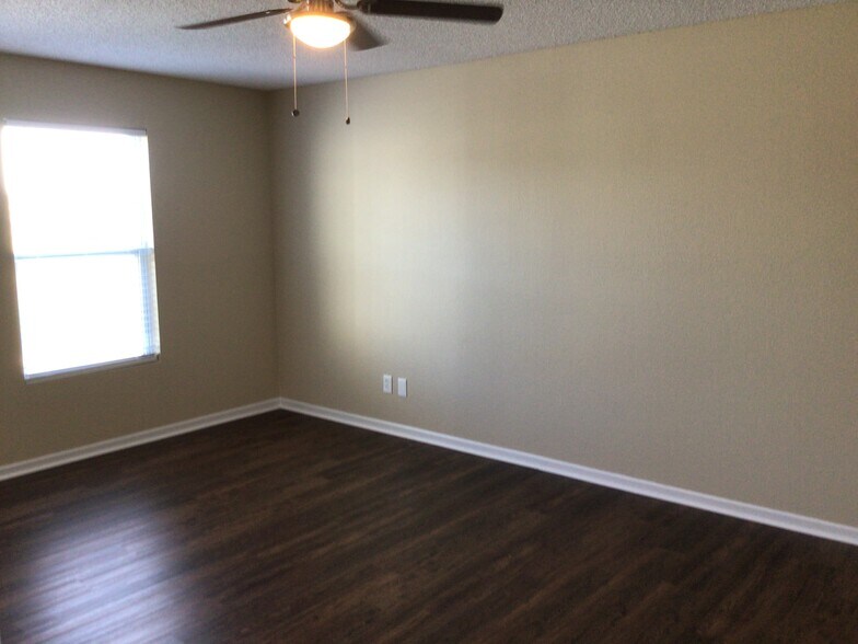 Building Photo - 9551 W Stargazer Dr