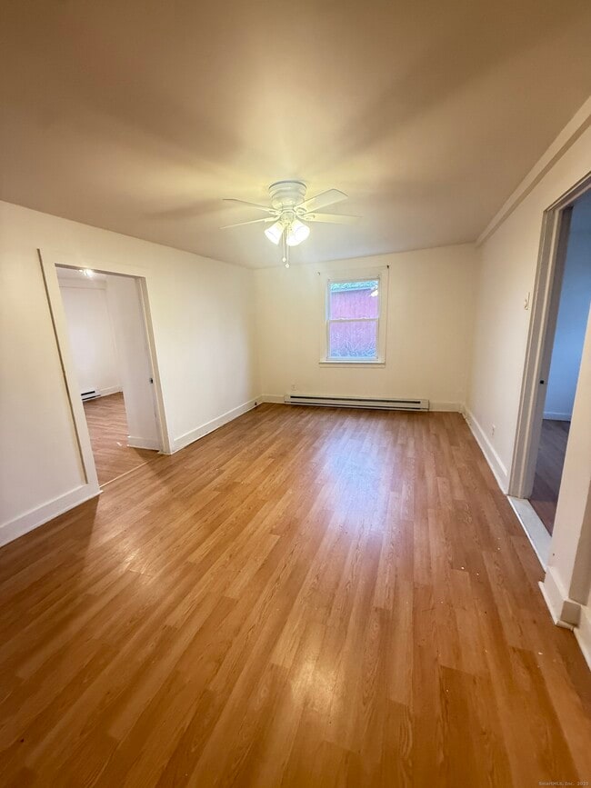 Building Photo - 23 Hayward Ave