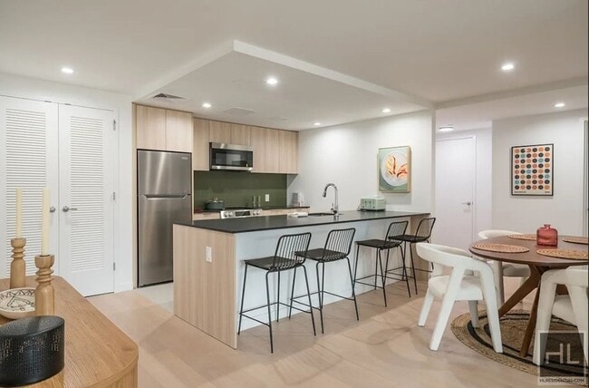 Building Photo - NOSTRAND AVENUE