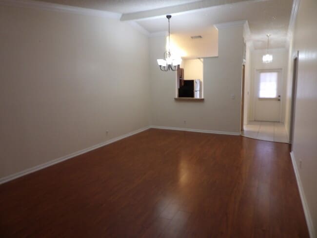 Building Photo - 604 Sea Pine Way