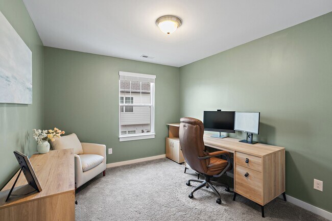 Building Photo - 2548 Hanford Ave