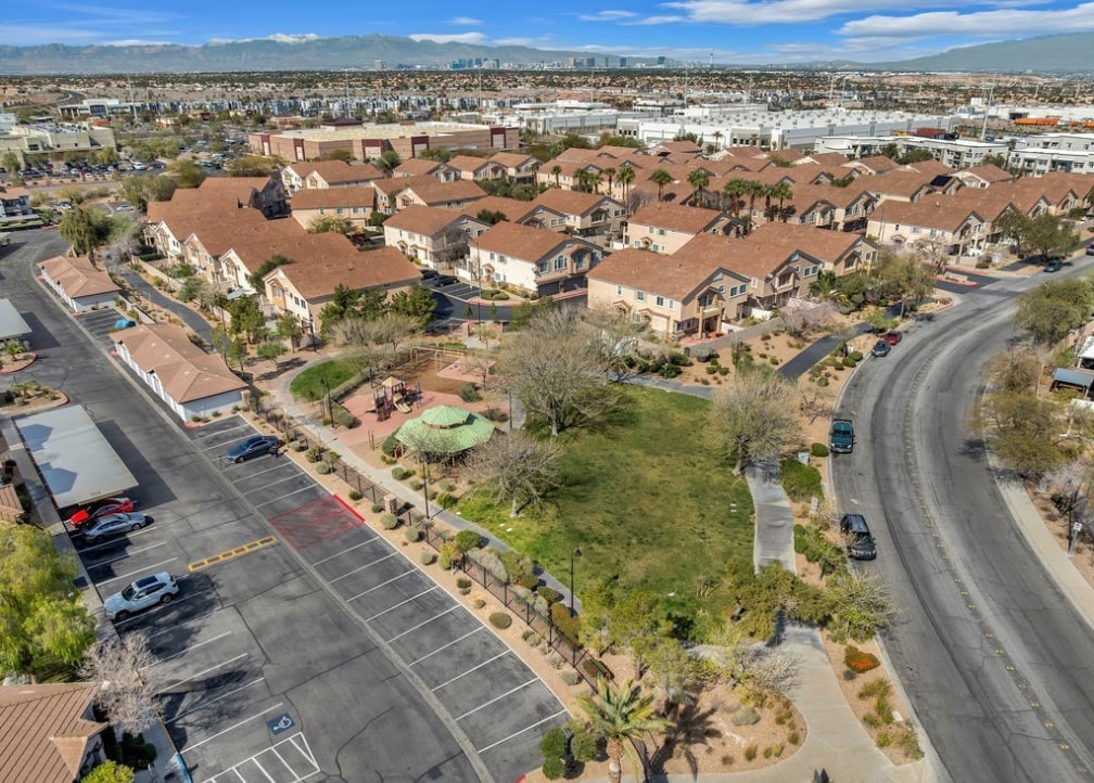 Building Photo - 45 Maleena Mesa St