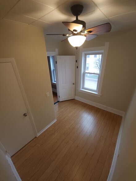 Bd 3 - 1313 Wisconsin Ave