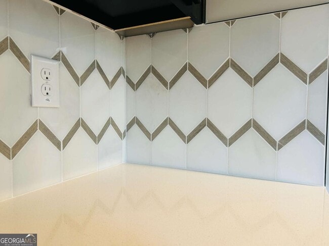 Building Photo - 420 Thatch Ter