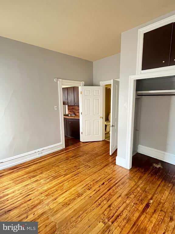 Building Photo - 79 N Evans St